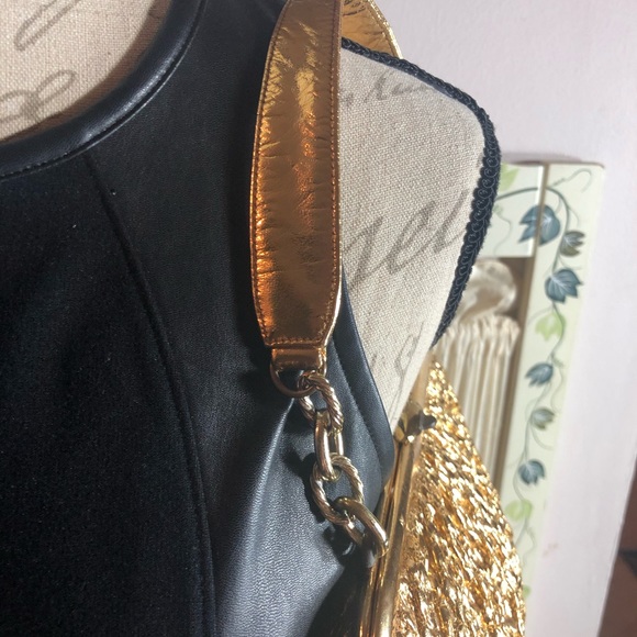 SALE💐VINTAGE (Japan 1950's) "M M" GOLD HANDBAG - Picture 14 of 16